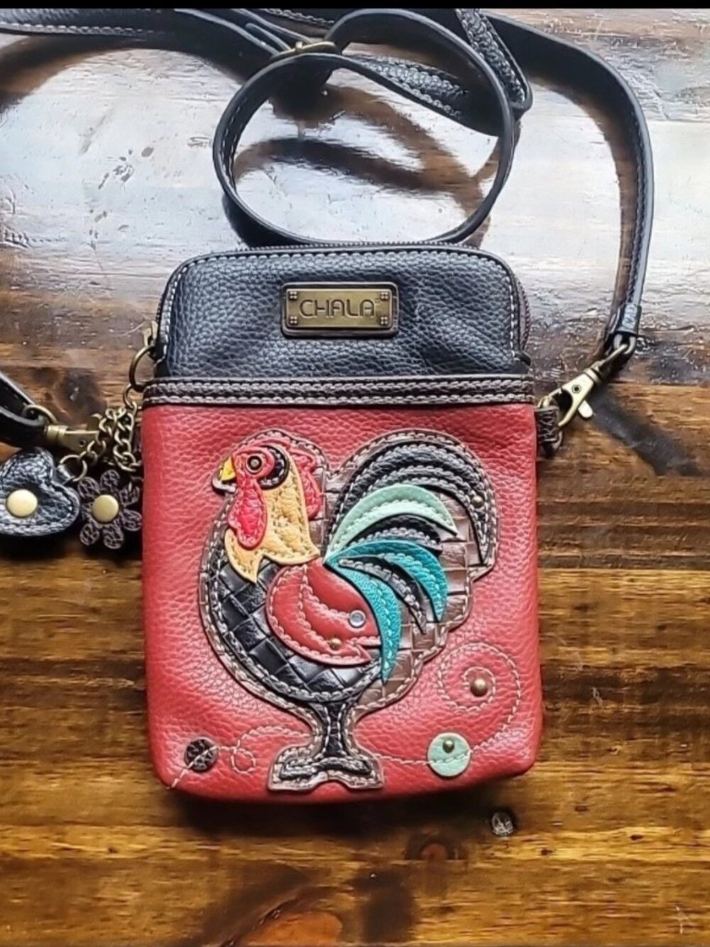 Chala Cellphone Crossbody Handbag with Rooster, Adjustable Strap Purse~NWOT